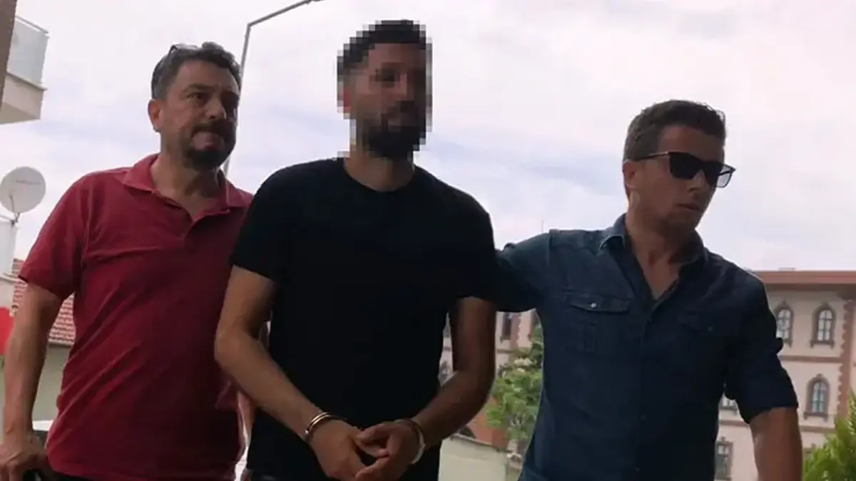 Sokak ortasında vahşet! Eniştesini 7 yerinden bıçaklayıp kaçtı