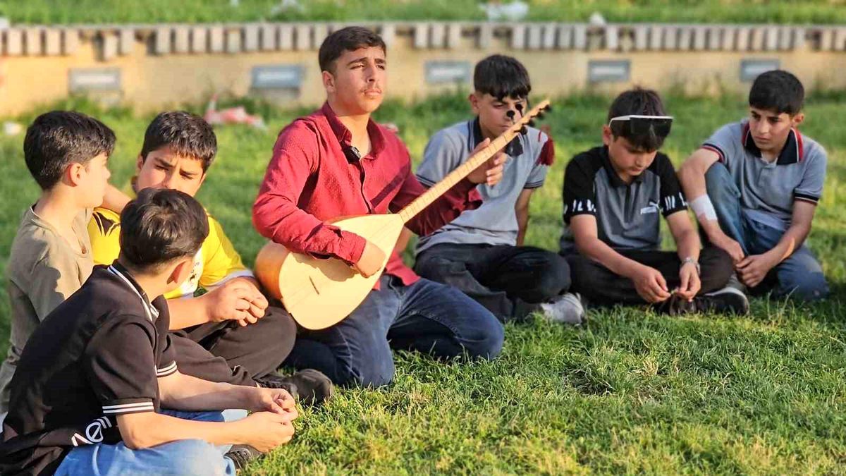 Muş'ta yeni Bir Aşık Veysel doğuyor