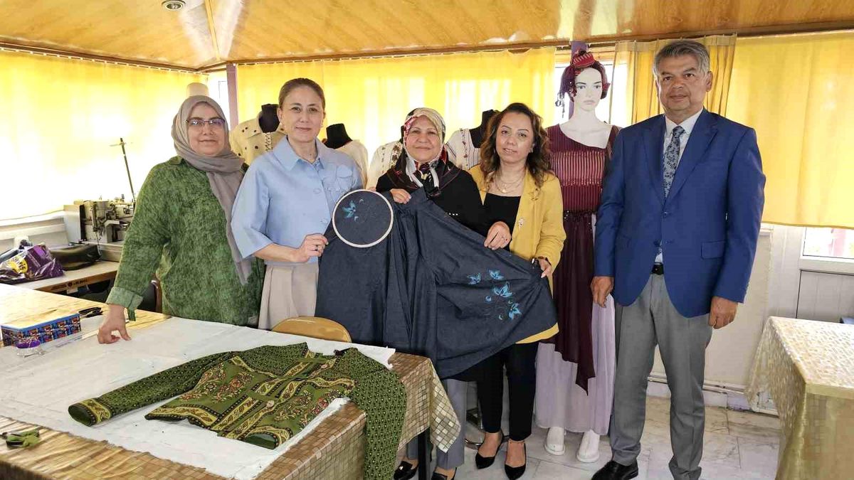 Nazilli'de halk eğitimin kursları yoğun ilgi görüyor