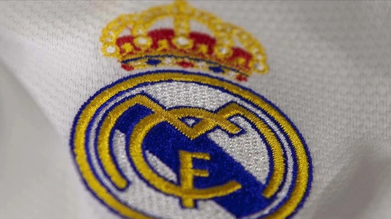 Fenerbahçe'den ayrılıp Real Madrid'e imza attı