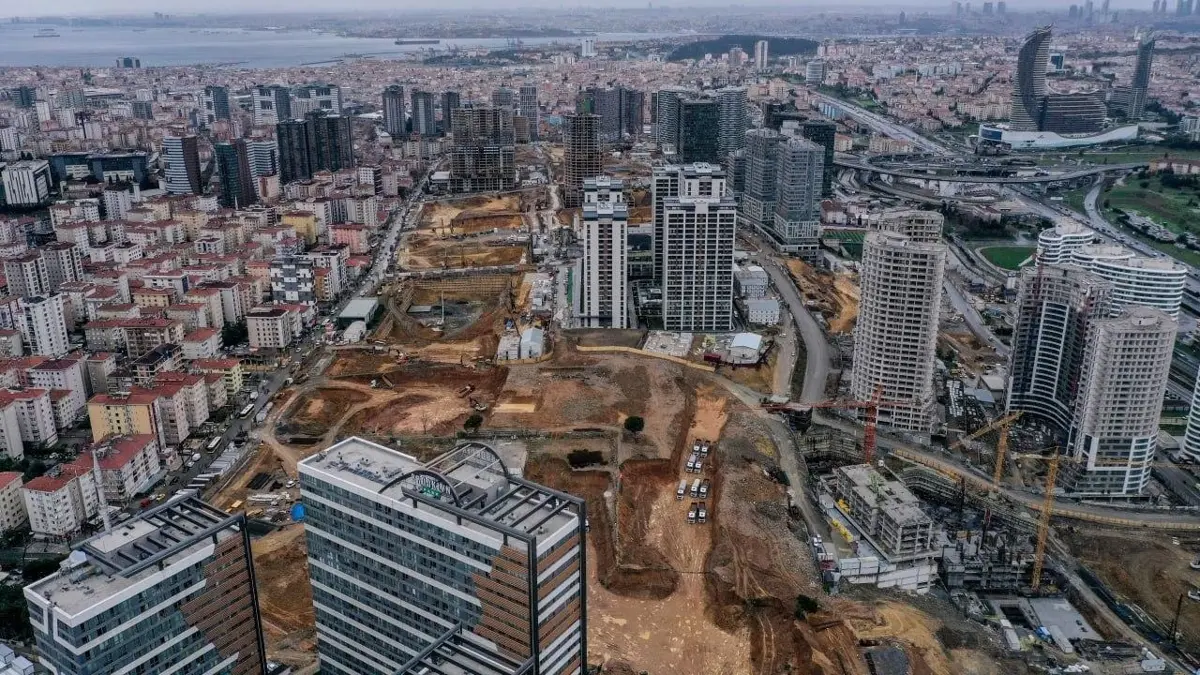 İstanbul'da dönüşümü süren konut ve iş yeri sayısı 276 bine yükseldi