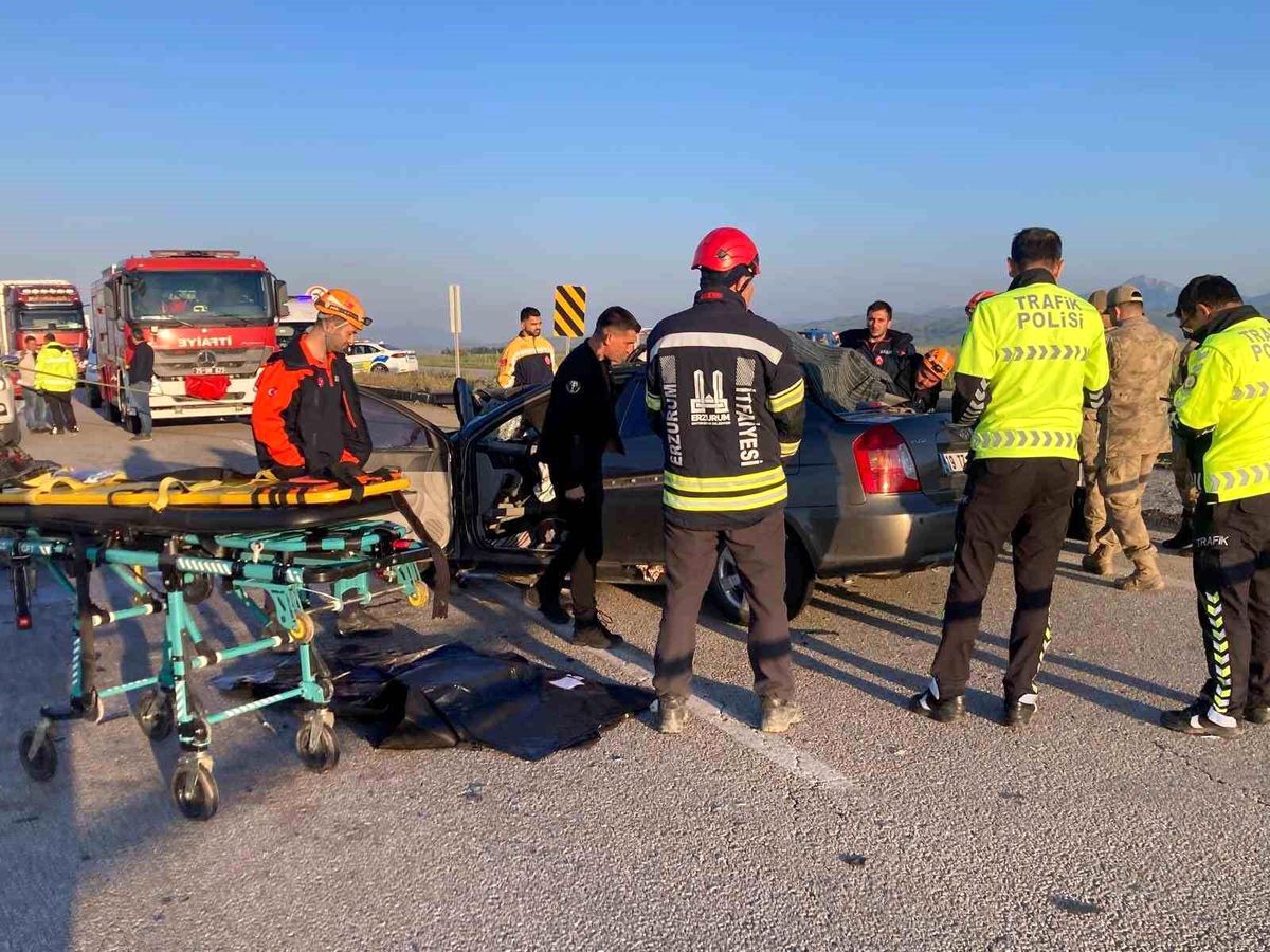 Erzurum'da katliam gibi kaza! 3 kişi hayatını kaybetti, 3 kişi yaralandı