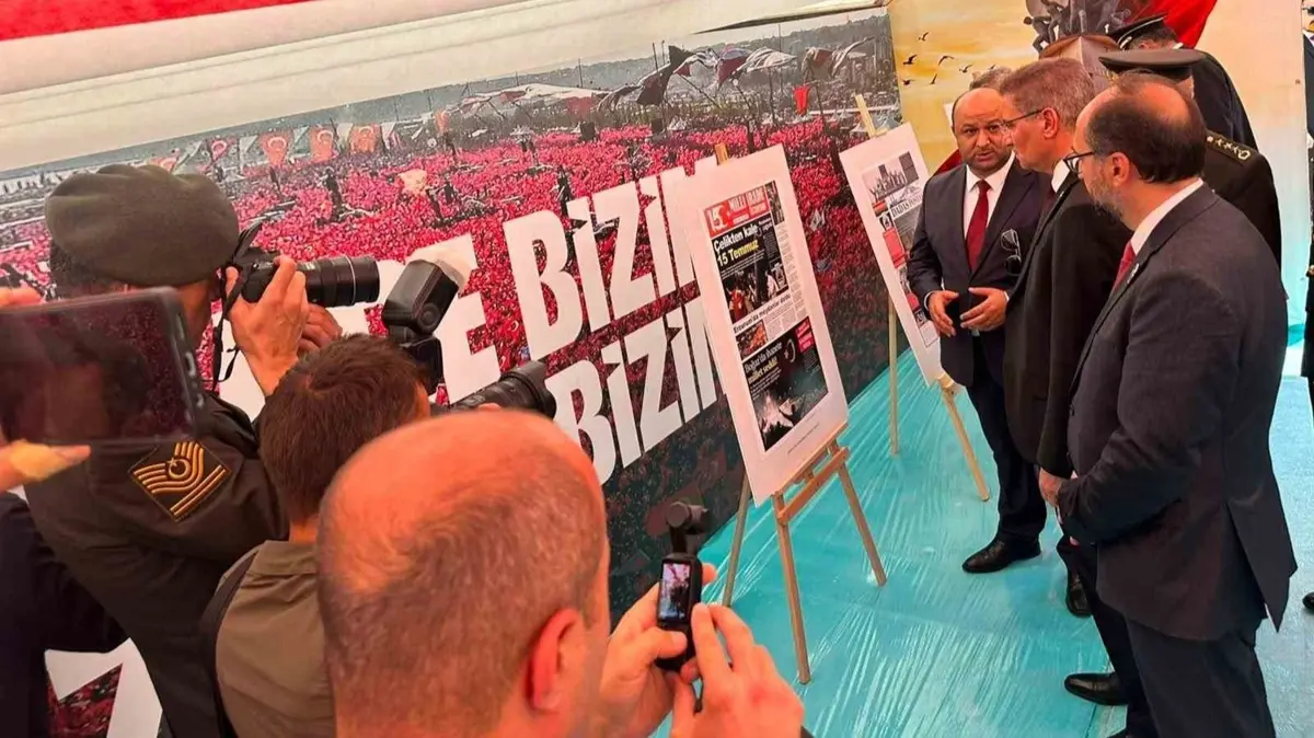 BİK'in gurur projesi meyvelerini verdi: 15 Temmuz manşetleri genç kalemlerin elinde hayat buldu