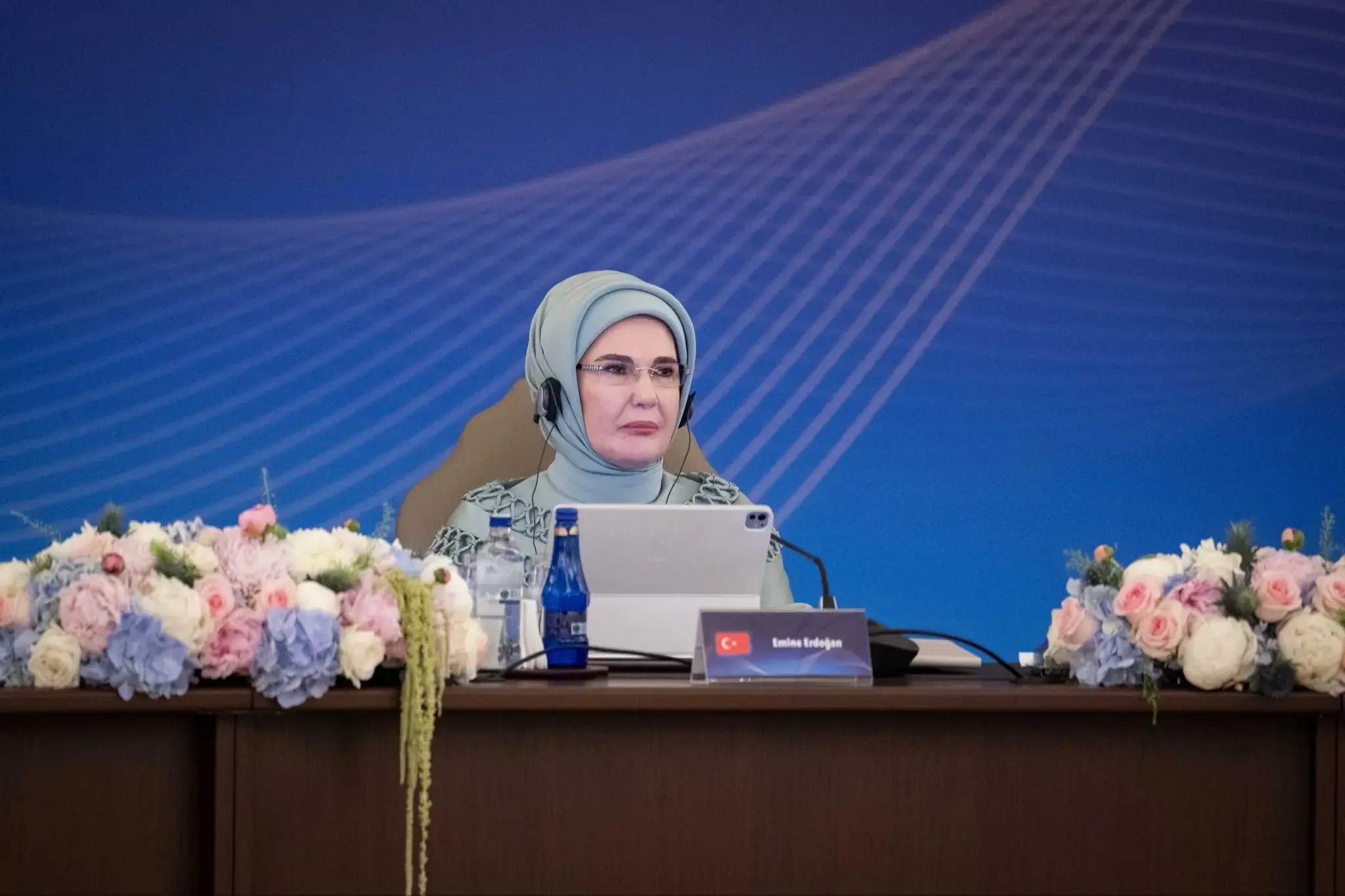 Emine Erdoğan'ın NATO marjında buluşturduğu lider eşleri 'Çocuklar, Teknoloji ve Güvenlik' konusunu ele aldı