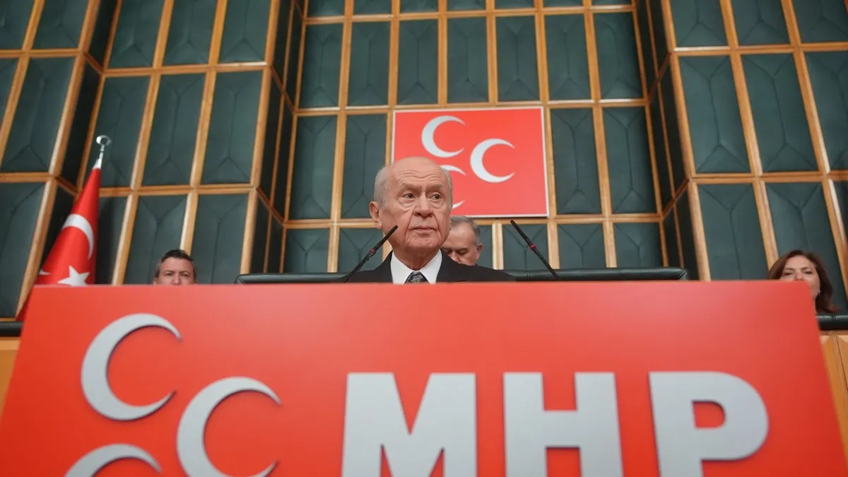 Bahçeli'den CHP'deki paralel yapıya Terörsüz Türkiye ve sokak uyarısı: 'Toplumsal olaylara zemin...