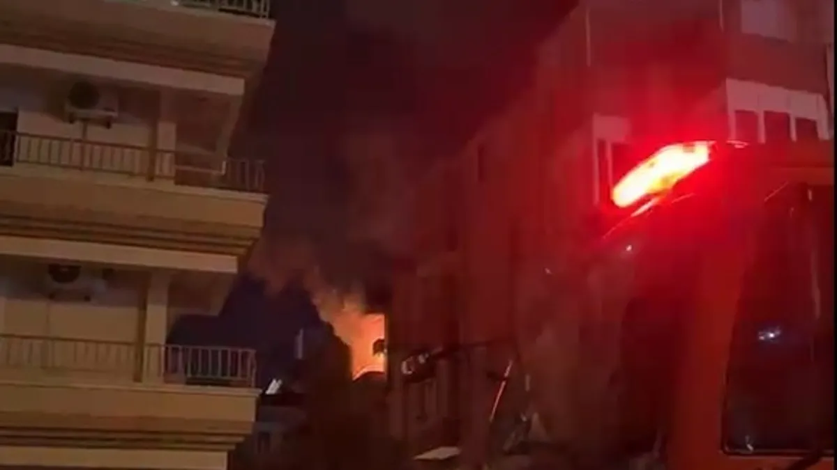 Didim'de apartmanda yangın paniği! Alevler katlara sıçramadan söndürüldü