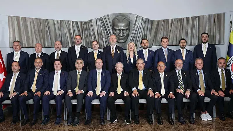 Fenerbahçe'de yönetim kurulu görev dağılımı yapıldı