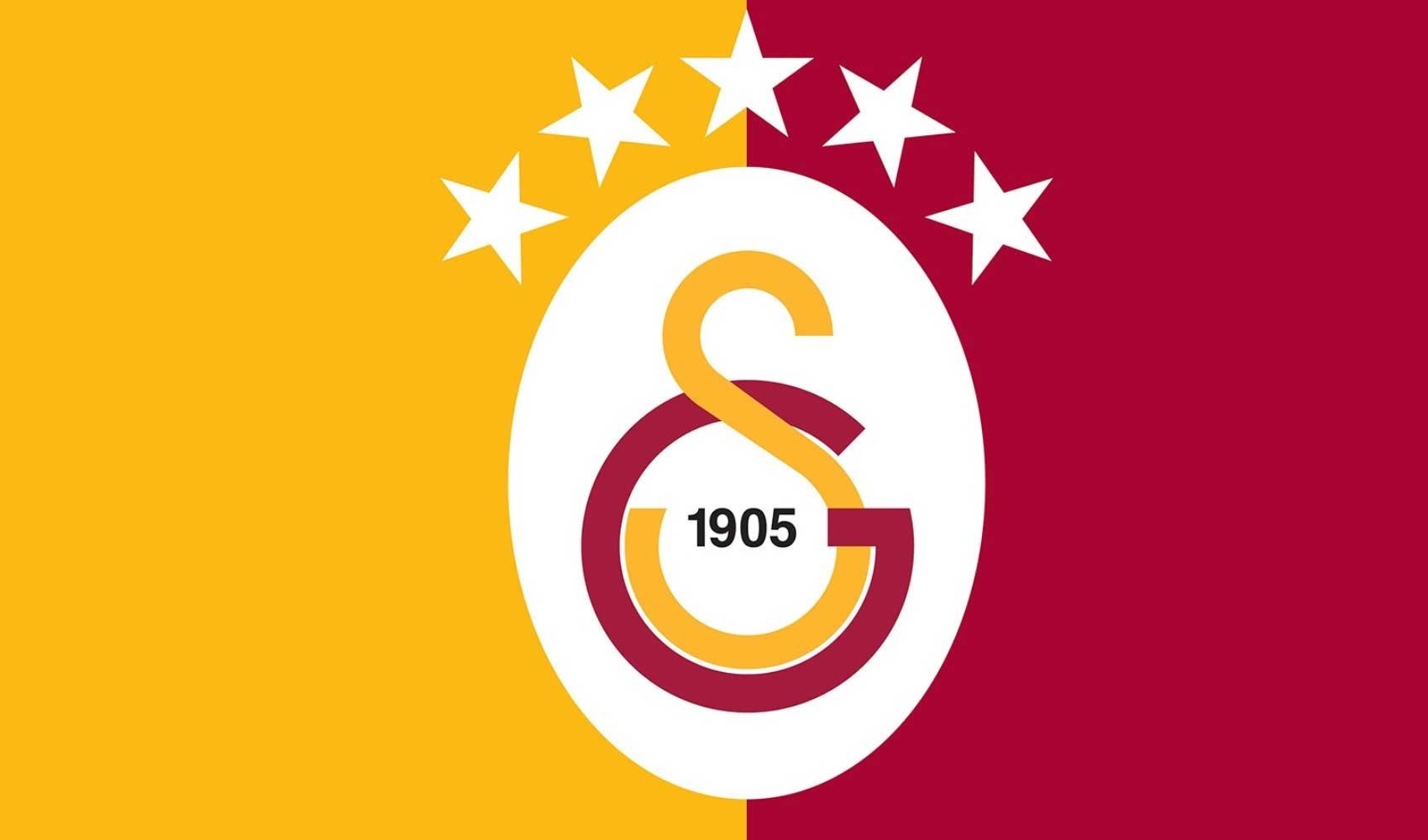 Galatasaray'ın yeni transferi bu akşam geliyor!