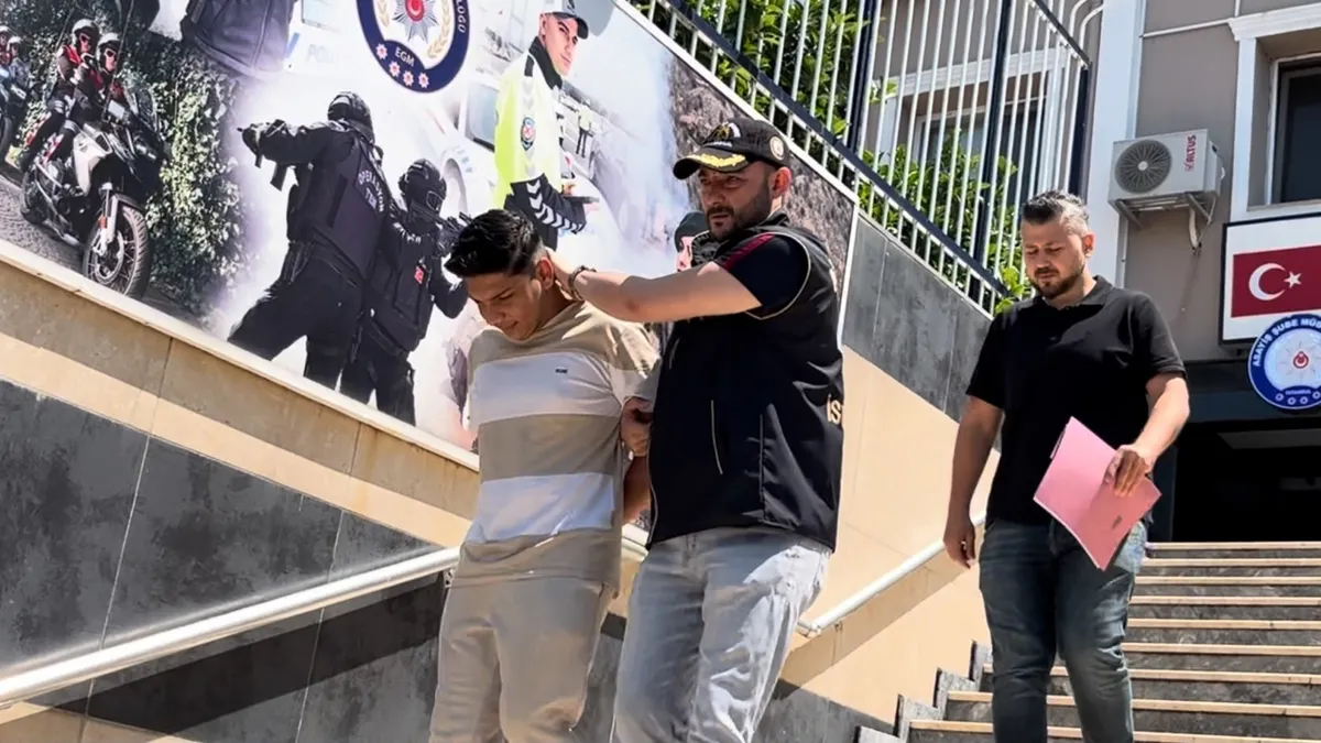Fatih ve Beyoğlu'nda otelleri mesken tutan yankesiciler yakalandı