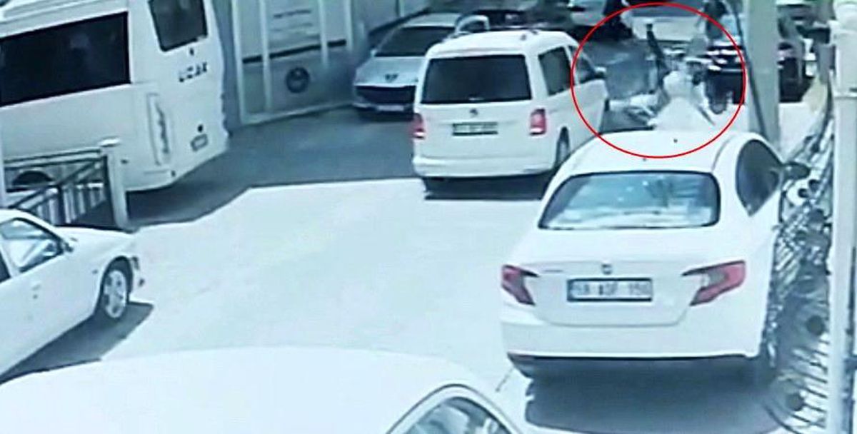 Tekirdağ'da yürekleri ağza getiren kaza kamerada: Motosikletin üzerinden böyle fırladı