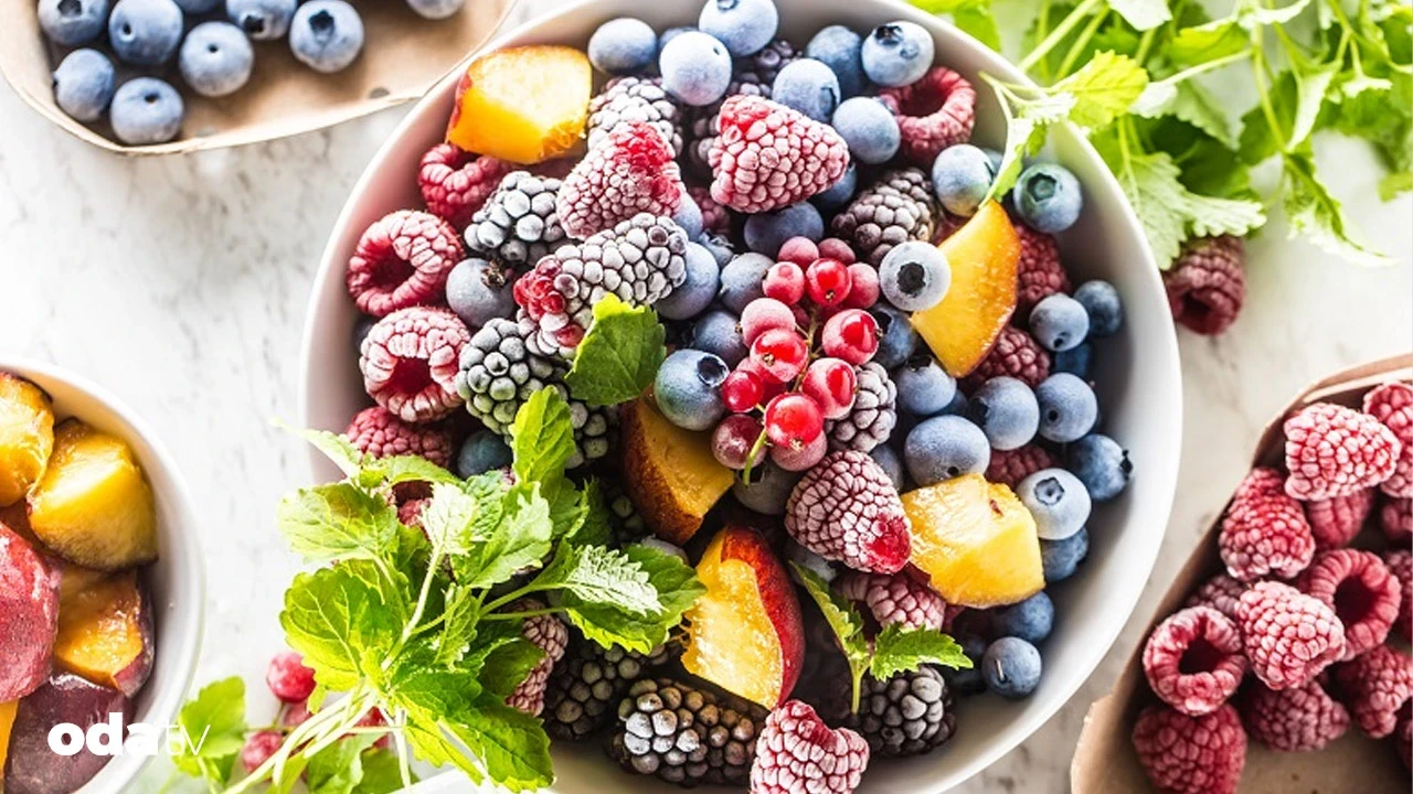 Smoothie taze mi yoksa dondurulmuş meyveyle mi yapılmalı