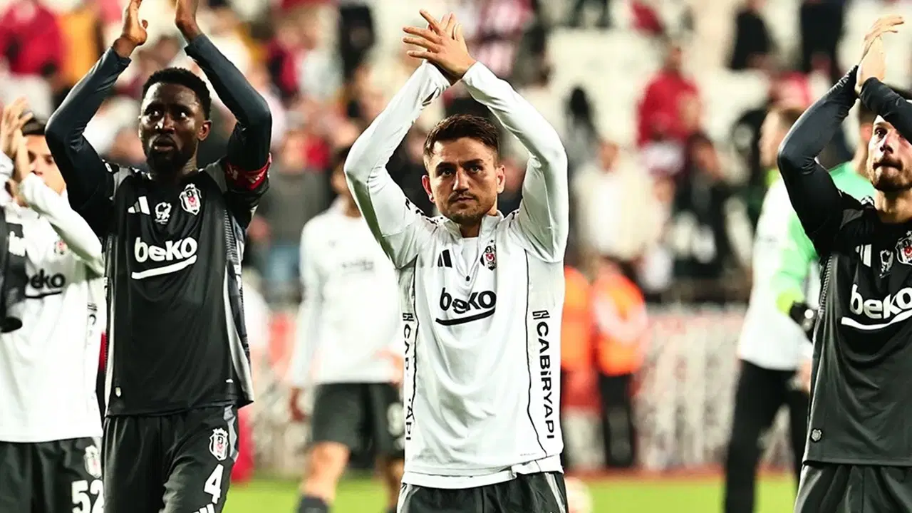 Beşiktaş'ta altı oyuncu ile yol ayrımı! Resmen açıklandı...