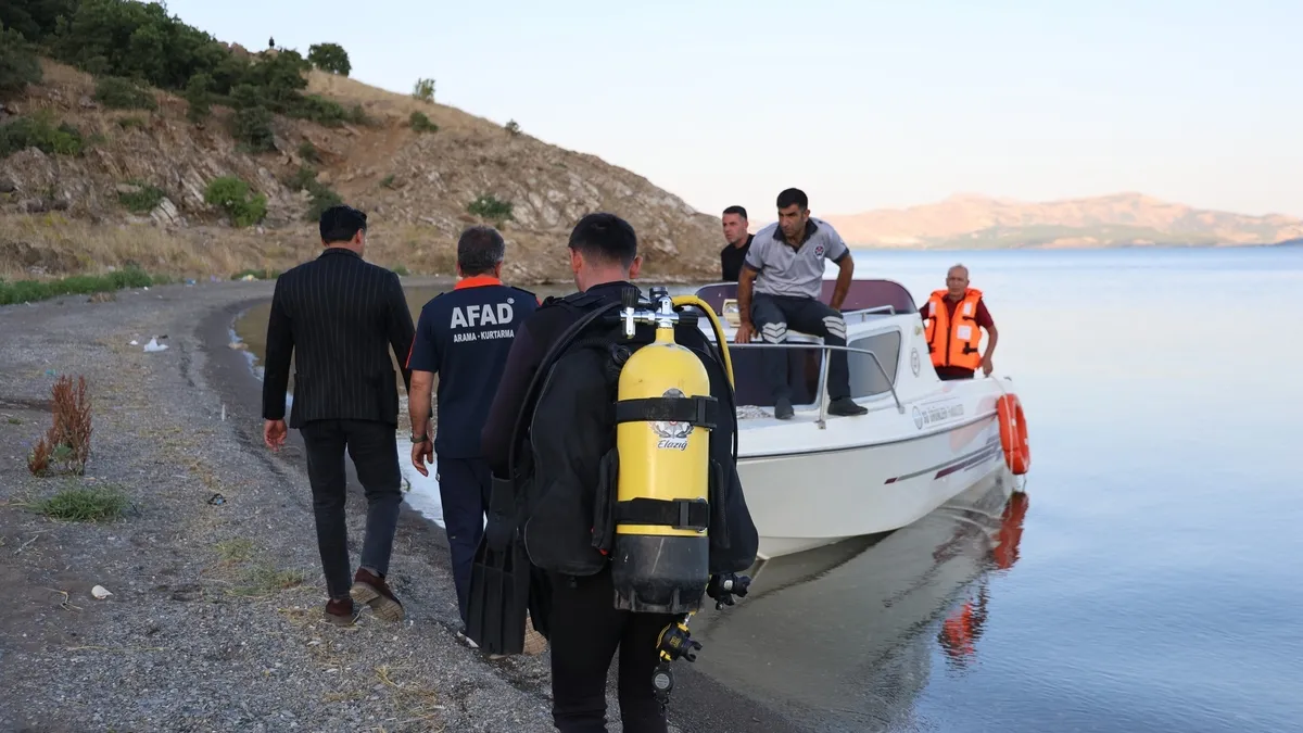 Hazar Gölü'nde kaybolan 16 yaşındaki Mehmet Ali Ateş'ten acı haber