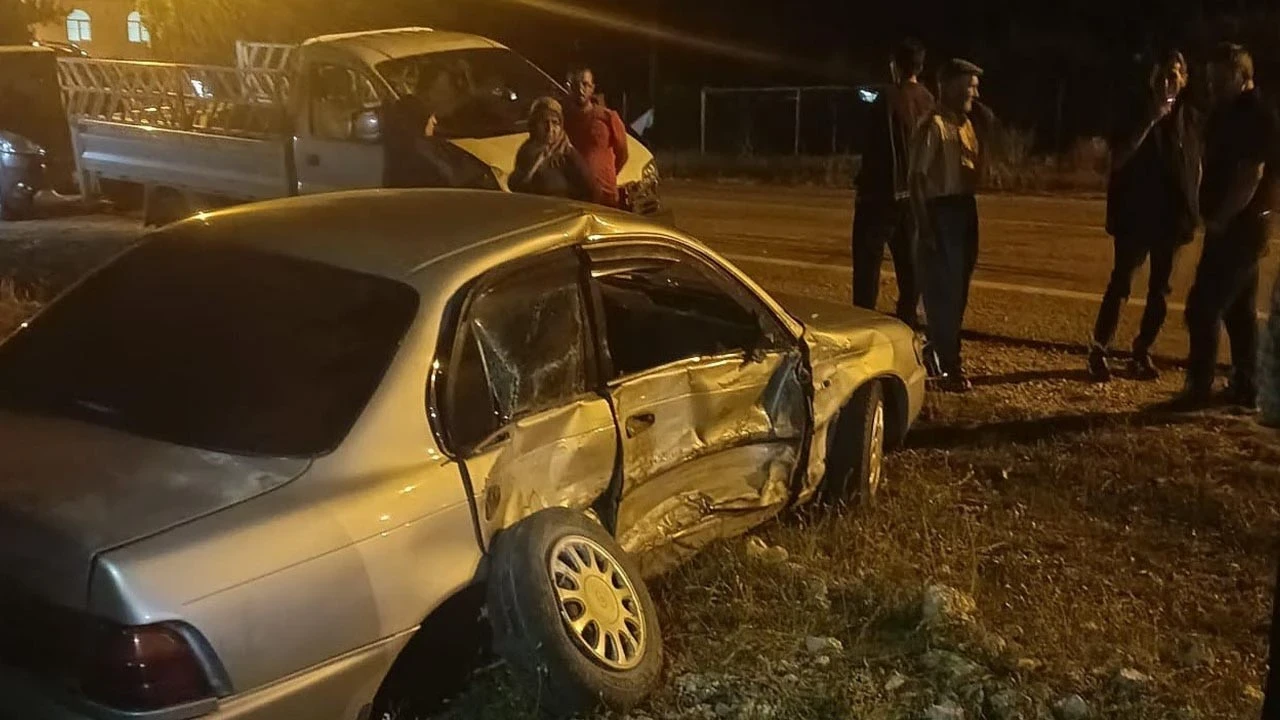 Mersin’de korkutan çarpışma! Yaralılar var