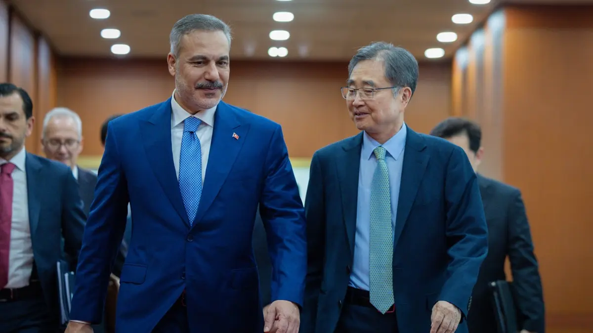 Bakan Fidan, mevkidaşı Cho ile bir araya geldi