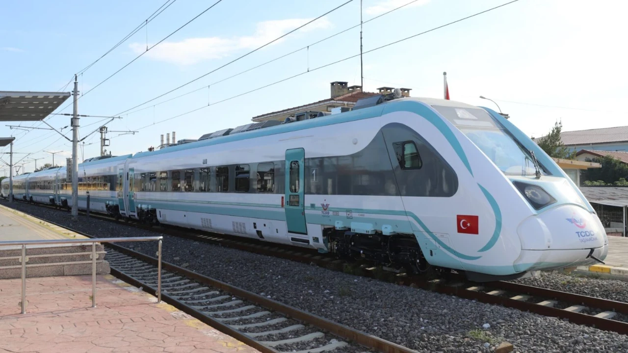 Milli Elektrikli Tren’in yeni rotası belli oldu