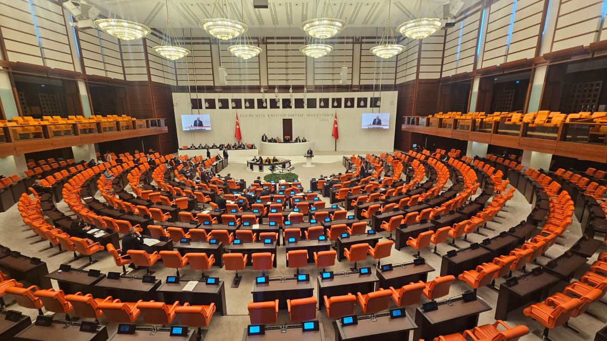 TBMM Genel Kurulu... En düşük emekli aylığını 23 Bin 552 liraya yükselten madde kabul edildi