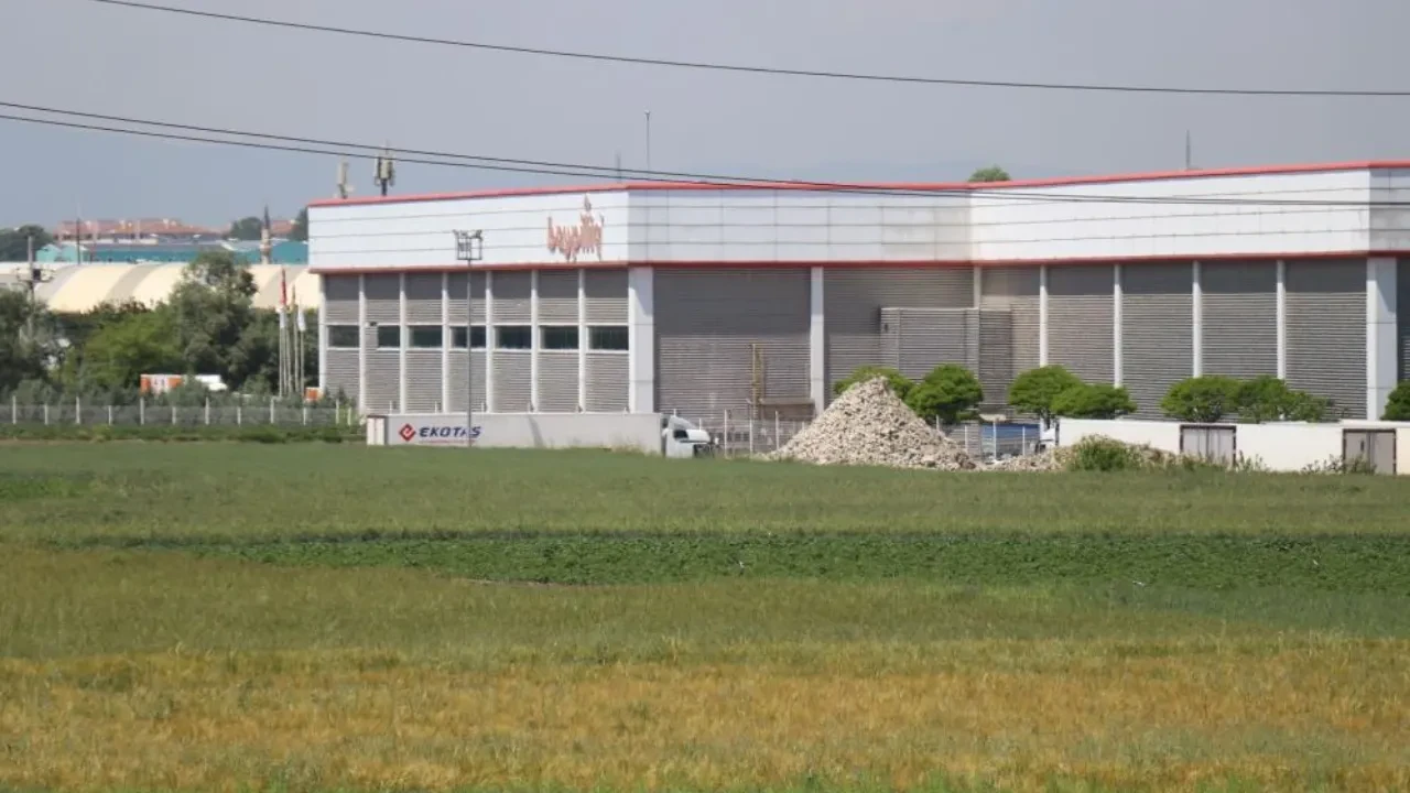 Bolu'da kesimhanede zehirlenme! 34 işçi hastaneye kaldırıldı