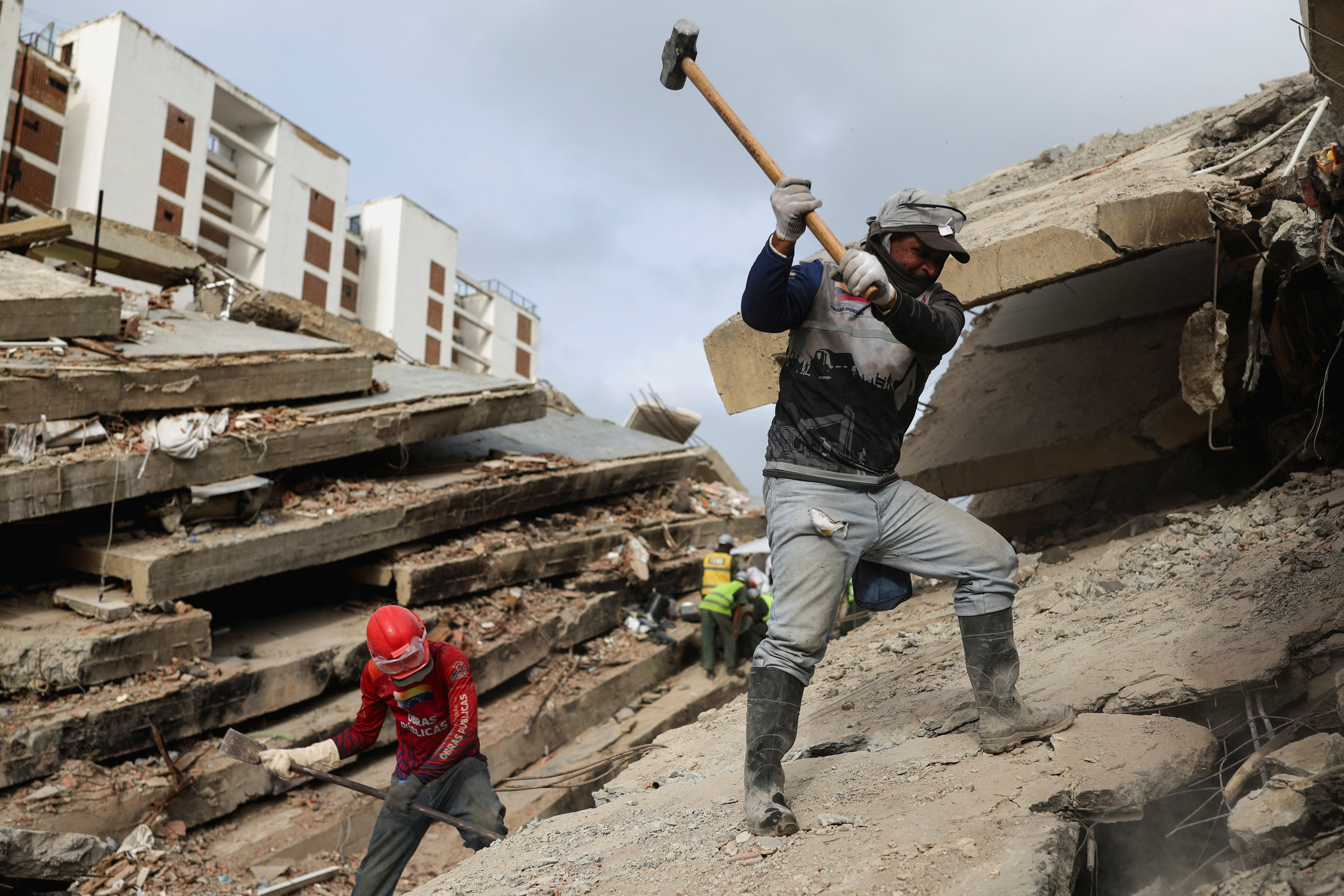 Venezuela'daki depremlerde hayatını kaybedenlerin sayısı 4 bin 118'e yükseldi