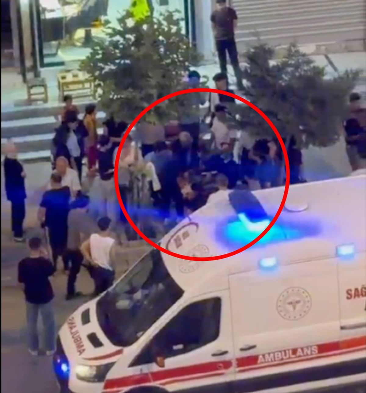 Şırnak'ta 3'üncü kattan düşen çocuk ağır yaralandı
