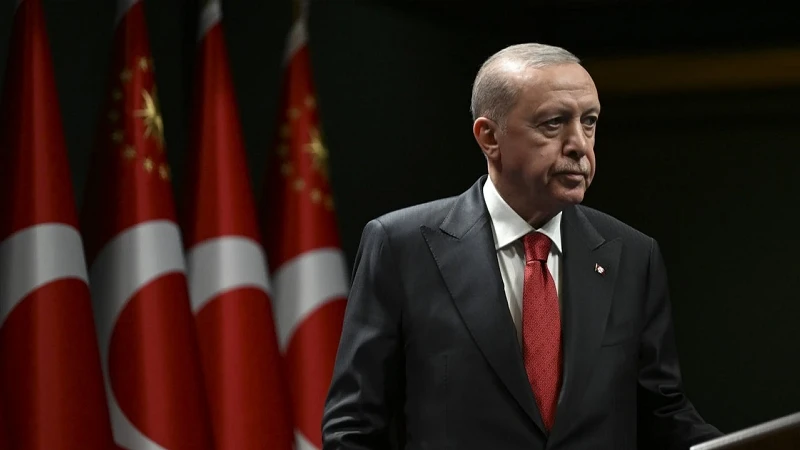 Cumhurbaşkanı Erdoğan üç usta şairi ölüm yıl dönümünde andı