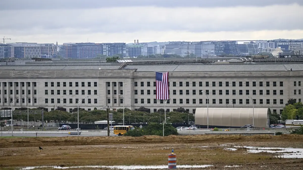 ABD'de tehlikeli madde alarmı! Pentagon tahliye edildi