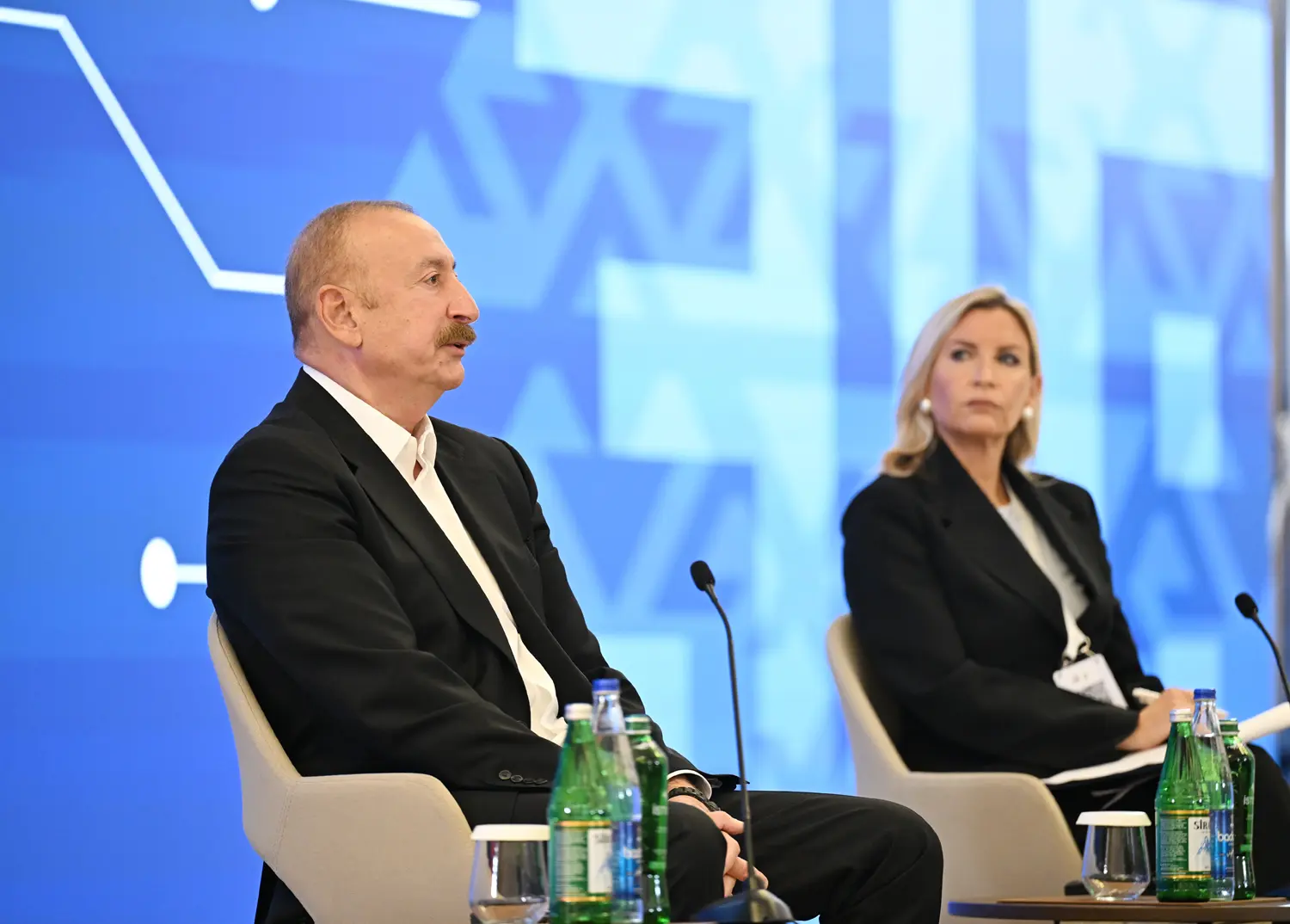 Azerbaycan Cumhurbaşkanı Aliyev: Biz sınırlarımızın ötesinde barış istiyoruz