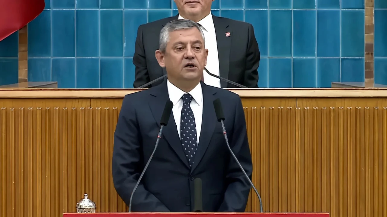 Özgür Özel CHP'ye böyle veda etti: Yeni partimizi kuruyoruz