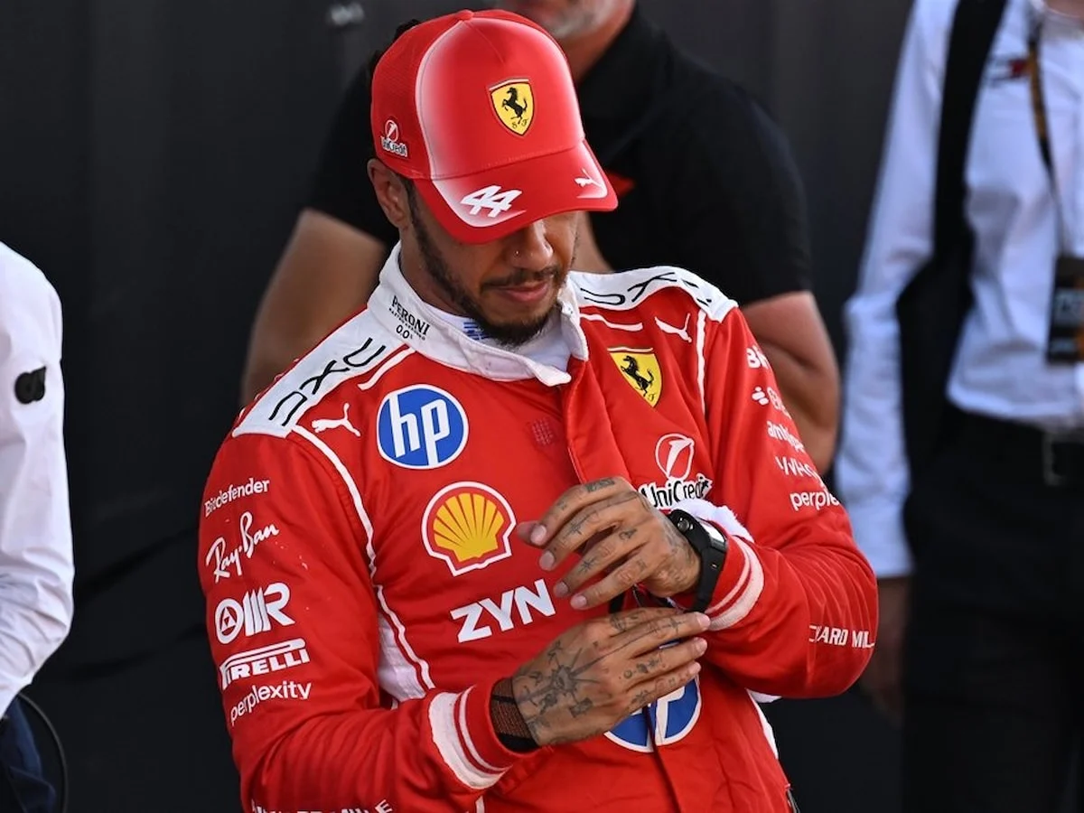 Lewis Hamilton, Ferrari'deki ilk zaferini yaşadı!