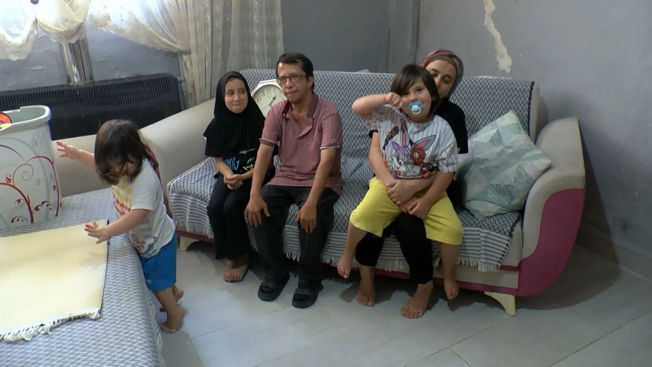2 yaşındaki çocuğun üzerine tavan çöktü, iki gün sonra evi su bastı