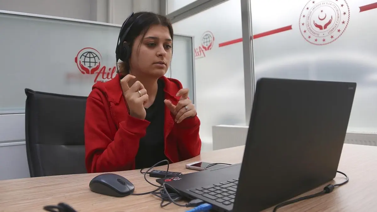 AİLEM ile 286 binden fazla çağrıya işaret dili desteği