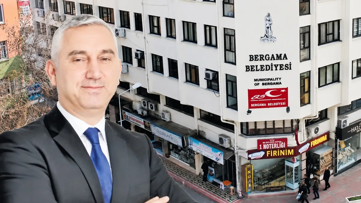 Bergama'da CHP’li başkandan personele WhatsApp'tan mobing