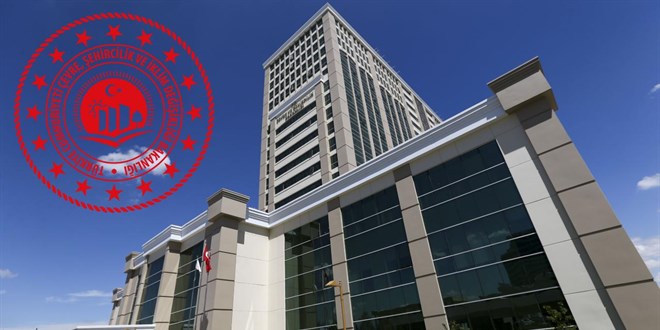 Bakanlıktan İzmit Körfezi'ndeki dip çamuru iddiasına yalanlama