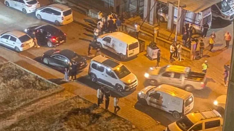 Siirt’te bıçaklı kavga: Bir kişi yaralandı