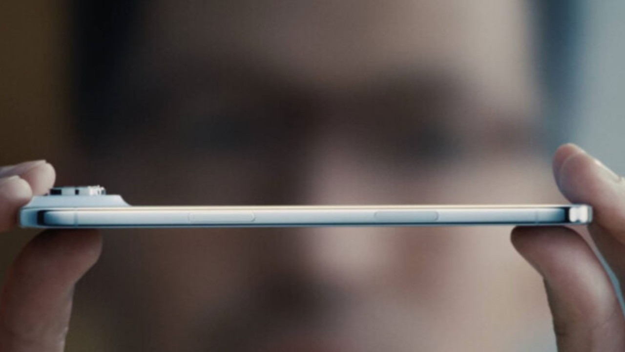 iPhone Air çift kameraya geçiş yapıyor