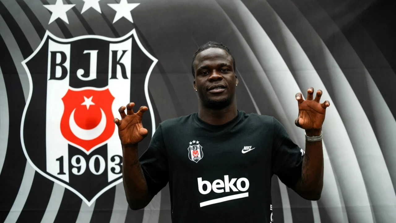 Junior Olaitan, Beşiktaş taraftarından özür diledi