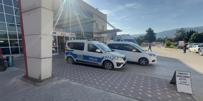 Amca oğulları arasındaki alacak verecek tartışması kanlı bitti: 1 ölü