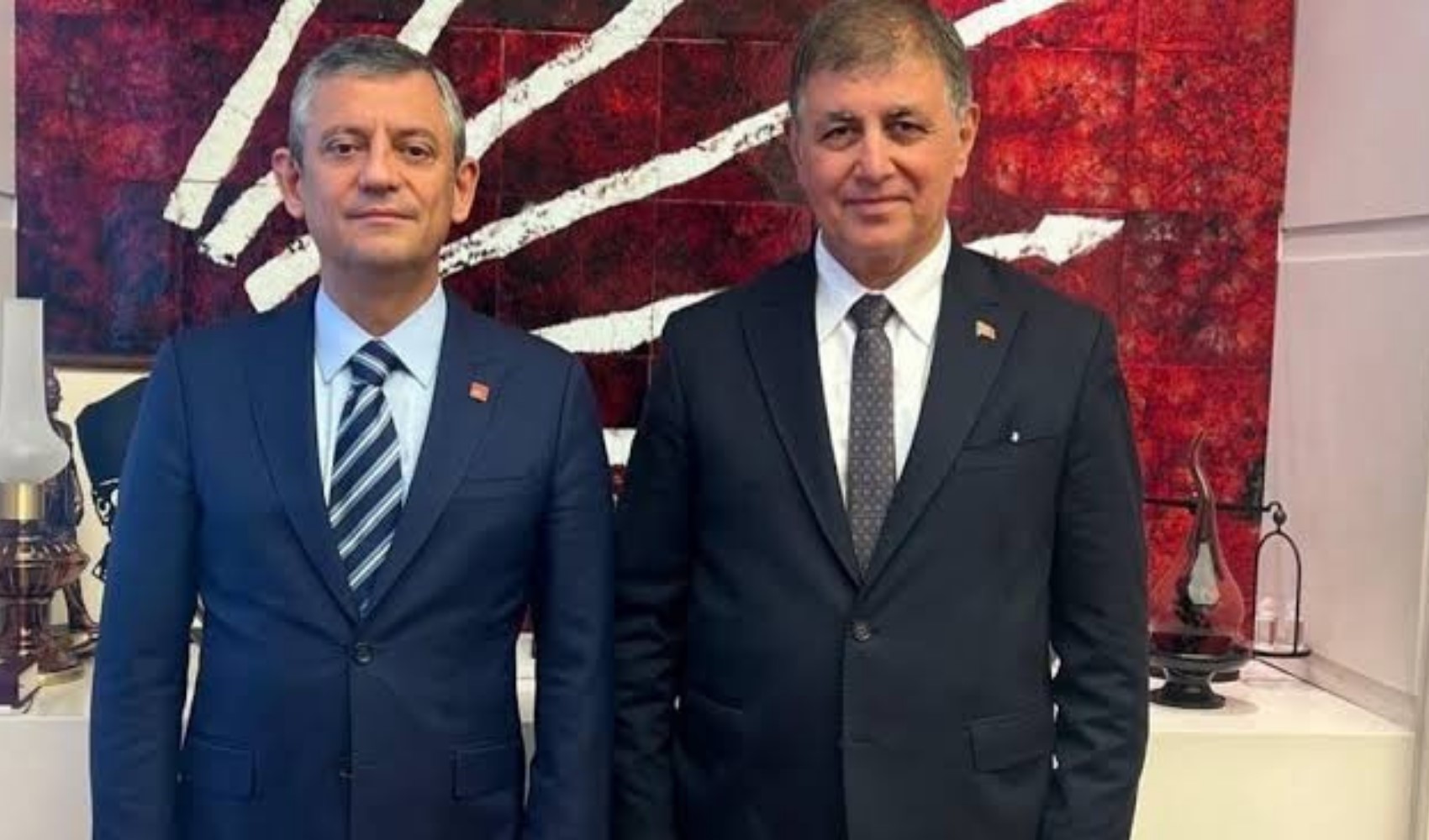 Cemil Tugay'ın istifası öncesi dikkat çeken diyalog: Özgür Özel'den son dakika telefonu