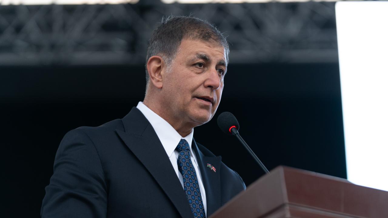 Cemil Tugay çılgına döndü!
