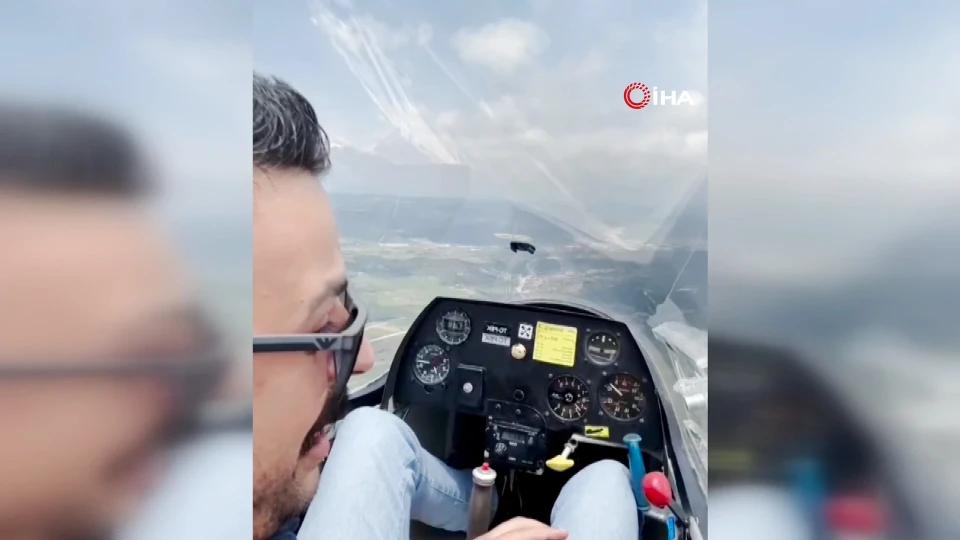 Eskişehir’de 800 metre yükseklikte planörde evlilik teklifi