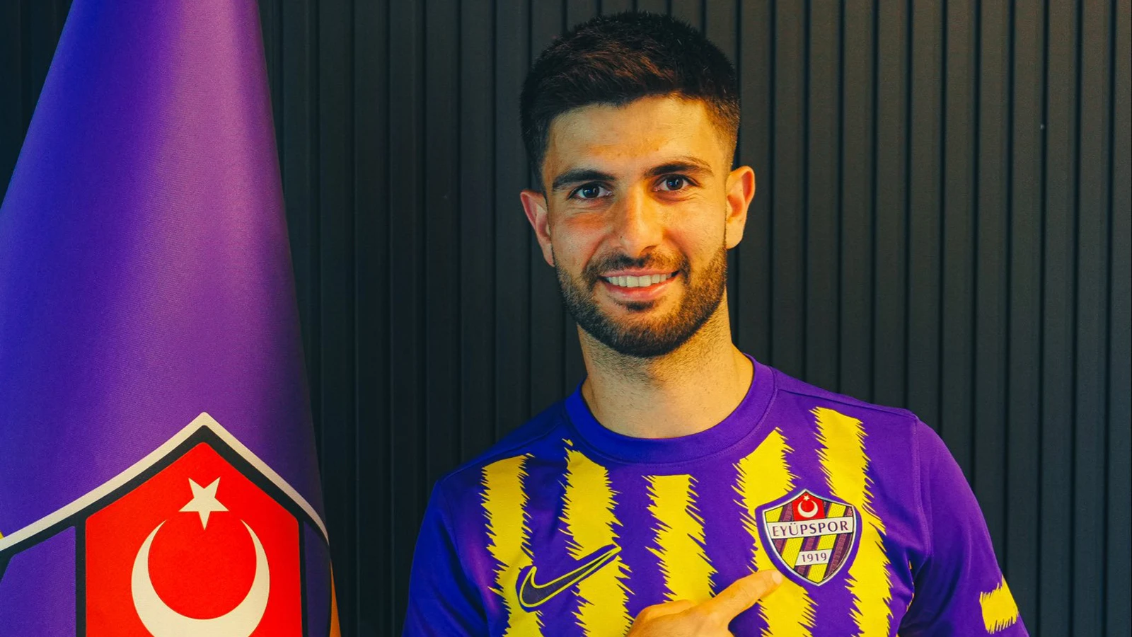 Eyüpspor, Mete Kaan Demir'i renklerine bağladı