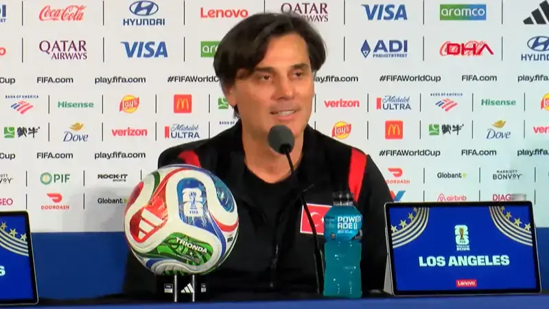 Vincenzo Montella: Bu oyuncular geleceğimiz, onlara saygı gösterelim