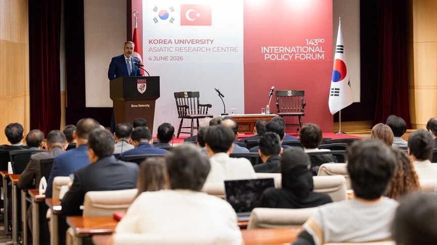 Bakan Fidan, Kore Üniversitesi'nde düzenlenen "143. Uluslararası Politika Forumu"nda hitapta bulundu