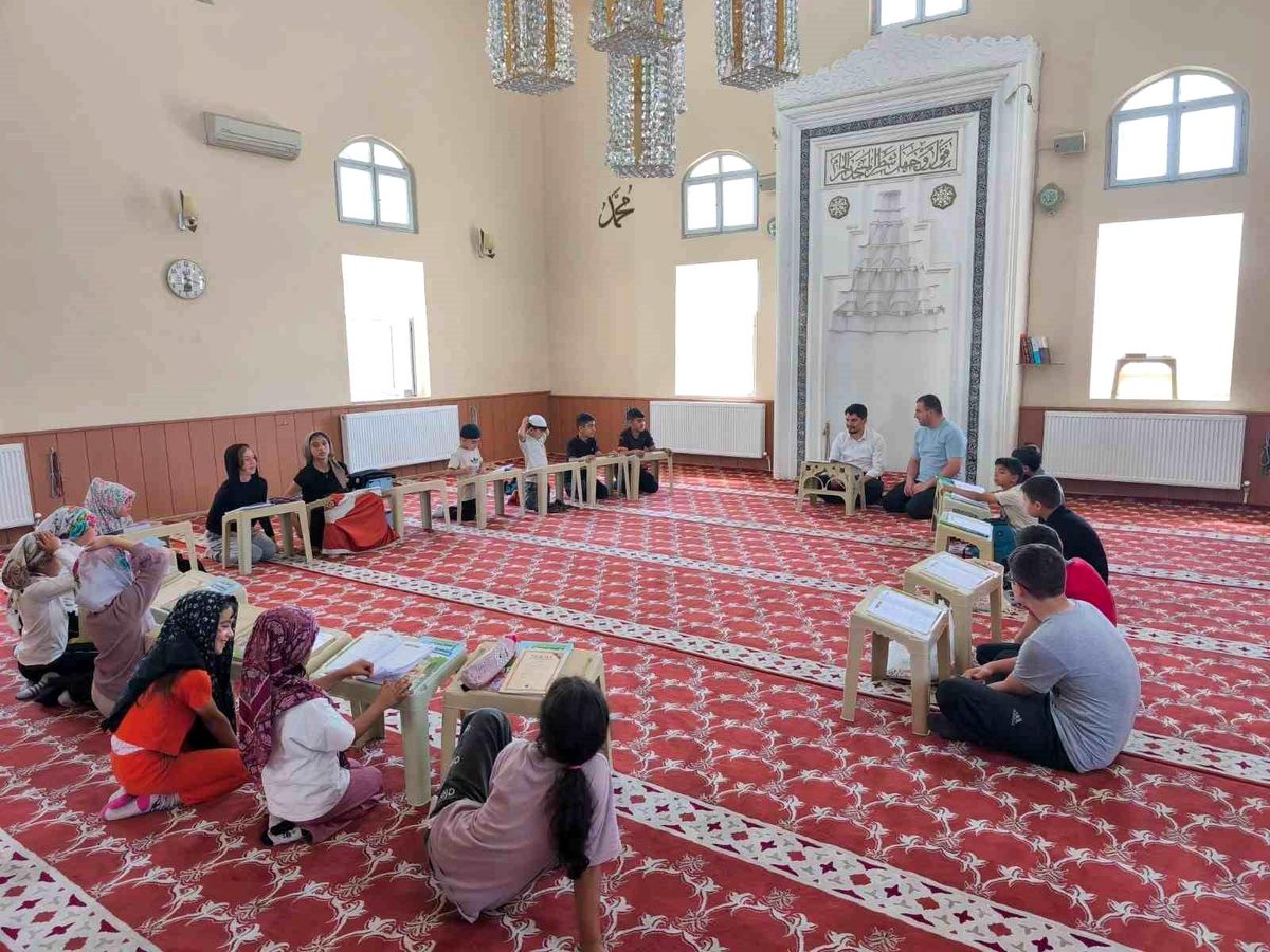 Sivrihisar'da yaz Kur'an kursları heyecanı başladı