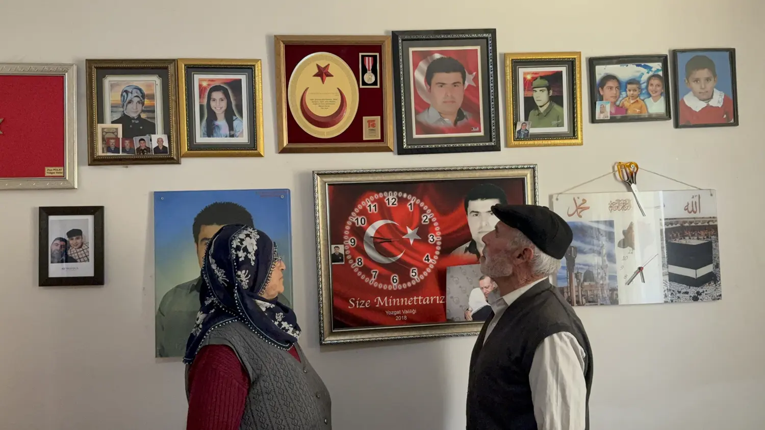 10 yıl geçti, acısı dinmedi! 15 Temmuz şehidi Mustafa Koçak'ın hatırası evlerinin baş köşesinde