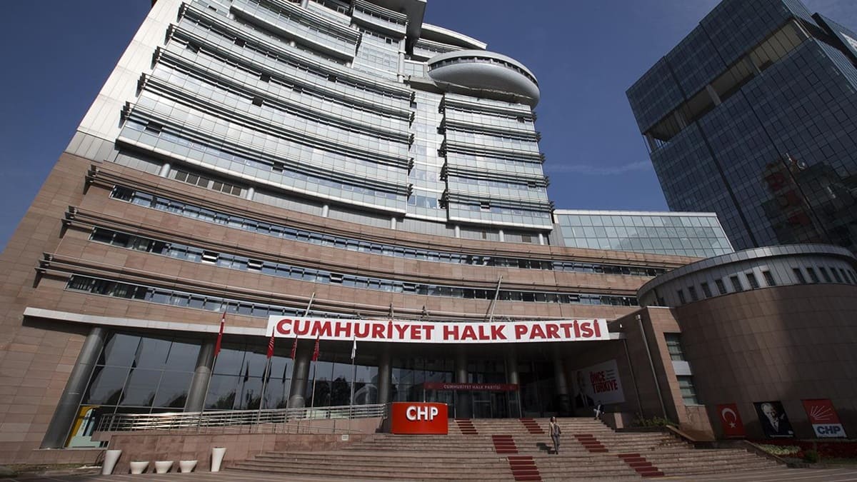 CHP'de kurultay düğümü! Bin delegenin imzası yarın teslim ediliyor