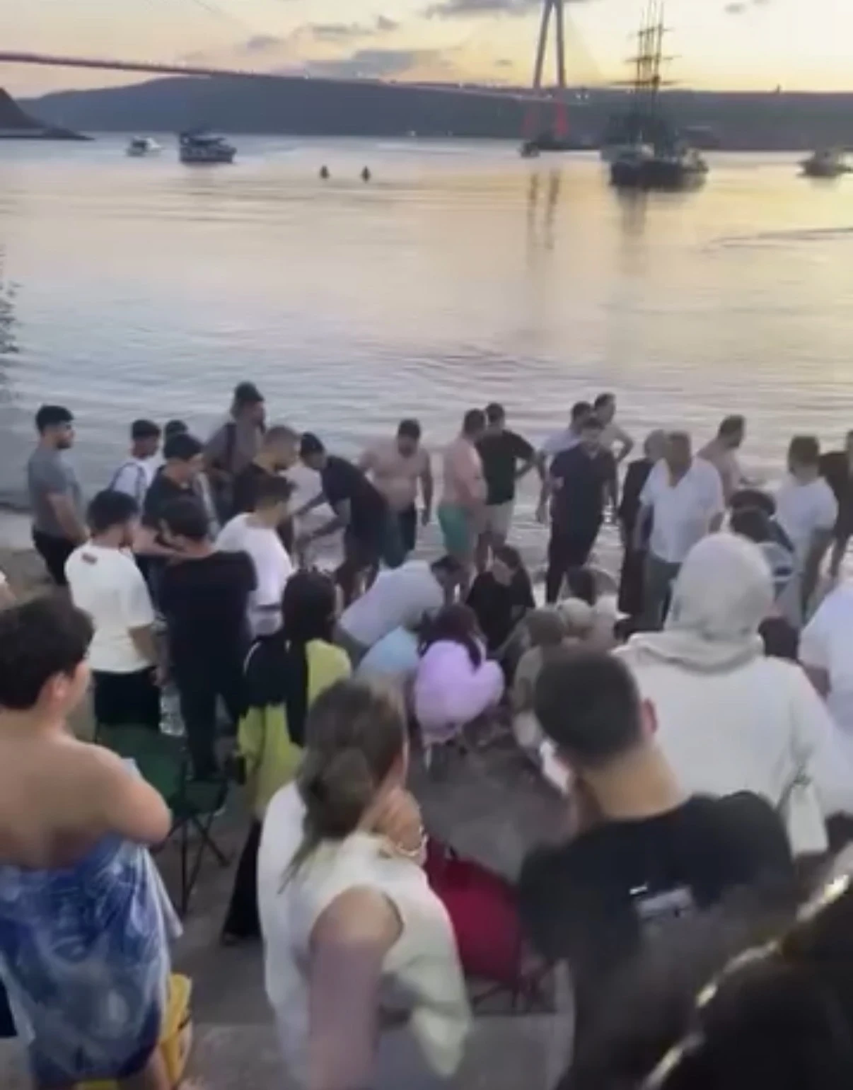 Beykoz’da korku dolu anlar... Boğulma tehlikesi geçiren kişi hastaneye kaldırıldı