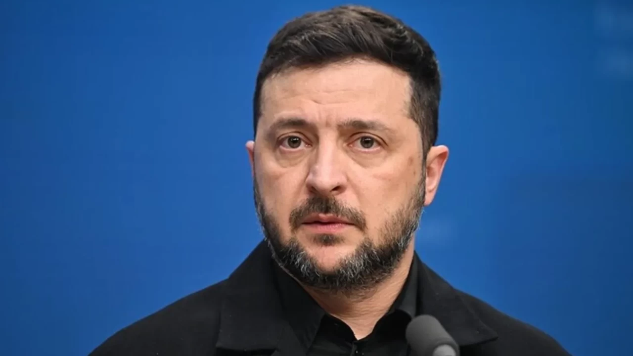 Zelenskiy'den kritik diplomasi trafiği: Trump ve Macron ile görüştü