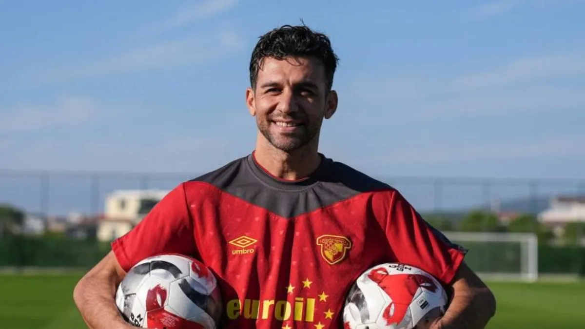Göztepe'de İsmail Köybaşı görev yapmaya devam edecek!