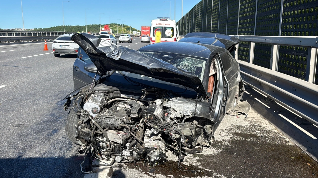 Kuzey Marmara Otoyolu'nda zincirleme trafik kazası: 1'i ağır 4 kişi yaralı